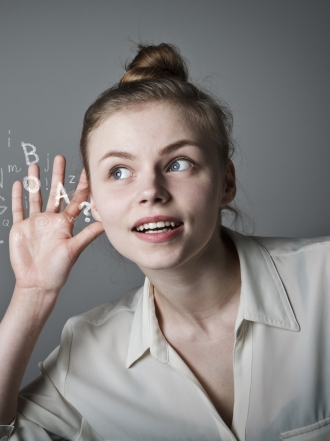 El significado de soñar que no escuchas nada