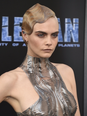 ¿Buscas ideas de tatuajes para las orejas? Aquí van algunas ideas