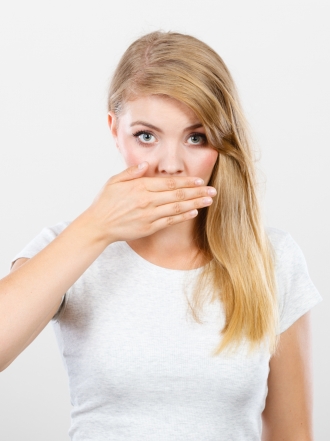 Soñar que no tienes dientes: Atención a tu autoestima