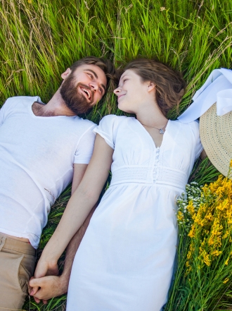 Cómo hacer para que tu pareja no pare de pensar en ti