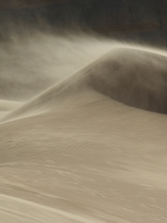 Soñar con una tormenta de arena: venciendo las dificultades
