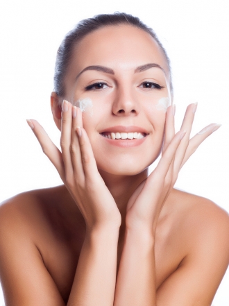 Crema de día y crema de noche, ¿son ambas necesarias?