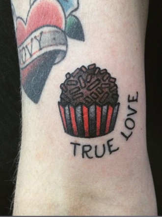 Cómo tatuarte tu comida favorita