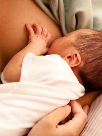 Tengo pezón invertido, ¿puedo dar el pecho?