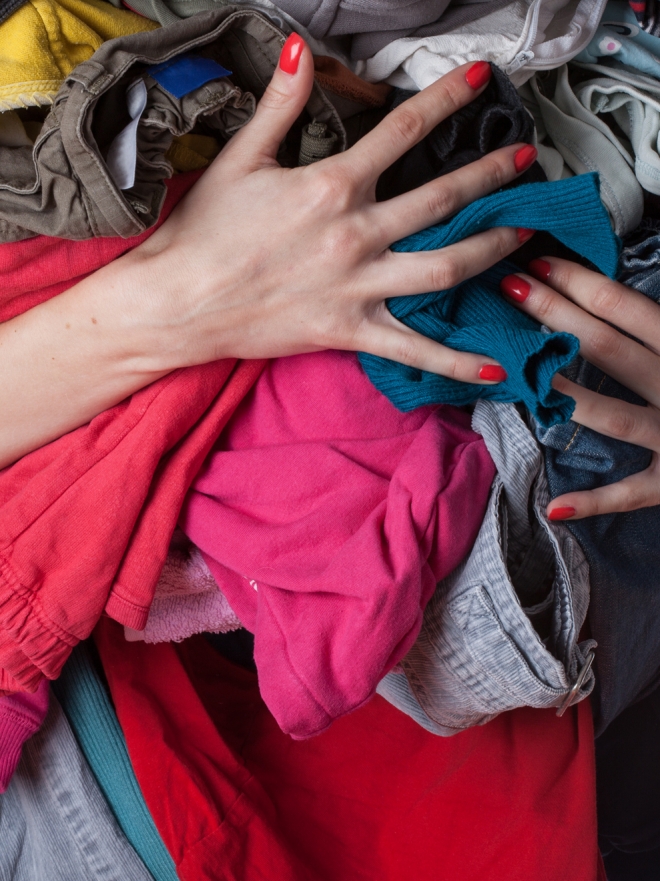 Soñar con ropa sucia: asuntos pendientes