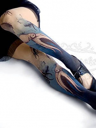 Tattoo socks, ¡original alternativa para las que dudan si hacerse un tatuaje!