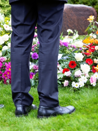 Soñar que alguien resucita: es hora de recuperar tu vida