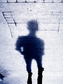 Soñar con sombras negras: tu lado más oscuro