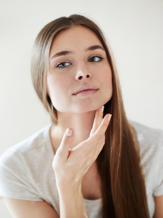 Los dañinos efectos del azúcar y el alcohol sobre nuestra piel