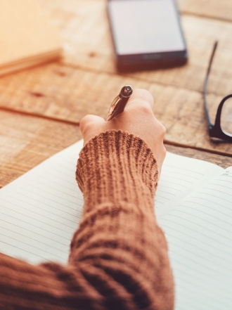 Por qué deberías empezar a escribir un diario