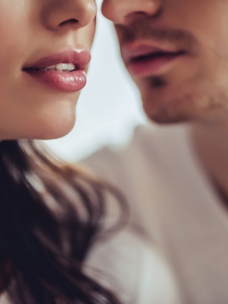 Hacer la rusa o cómo estimular el pene de tu pareja