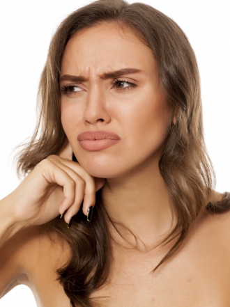 3 sencillas maneras de eliminar un tapón de cera en el oído