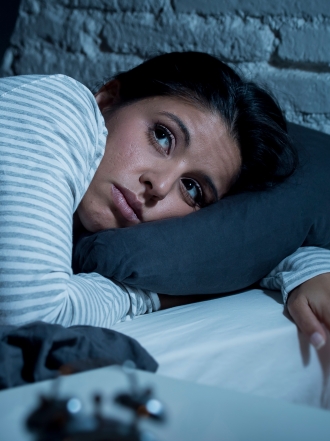 Soñar que estás despierta: abre bien los ojos