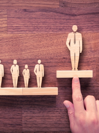 Si quieres crecer unos centímetros, haz estos ejercicios