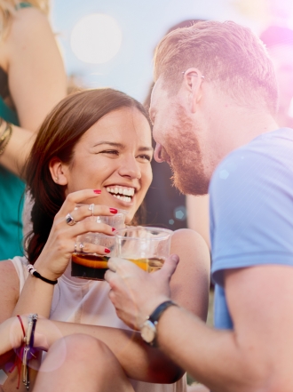 Cómo quitarle el novio a otra chica paso a paso