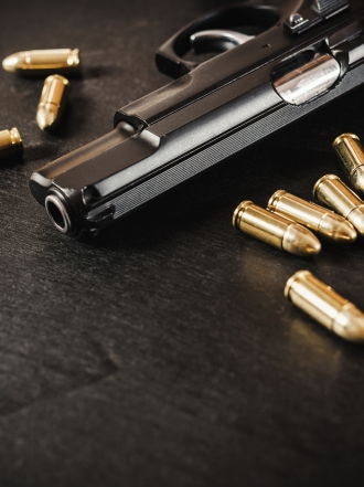 Soñar con disparos: ¿problemas a la vista?