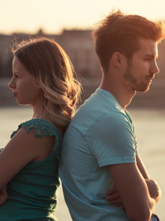 Cómo no ceder al chantaje emocional en pareja: Protégete