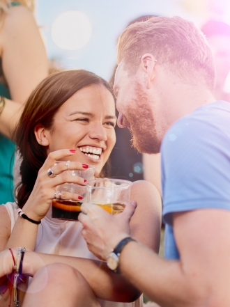 Temas de conversación para conquistar a alguien: ¡Sedúcele hablando!