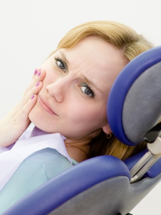 Soñar que se te cae la muela del juicio: ¿qué estás perdiendo?