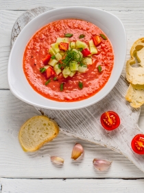 Soñar con gazpacho: la vida saludable en tus sueños