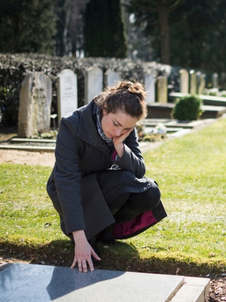 Consejos para afrontar la repentina muerte de un familiar