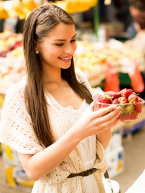 Soñar que compras fruta: apuesta por la vida sana
