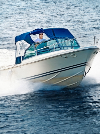 Soñar con una lancha: el camino más rápido hacia la libertad