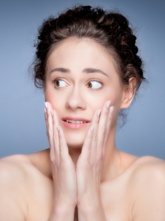 Soñar que pierdes la ropa: ¡renueva tu vida!