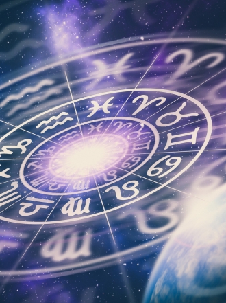 Soñar con el horóscopo: los astros se ponen de tu parte