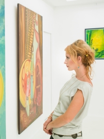 El significado de soñar que estás atrapada dentro de un museo