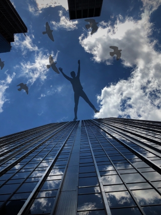 El significado de soñar que te caes de un edificio