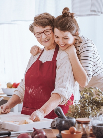 Soñar con tu abuela materna: conecta con tus valores