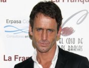 El salto de Álvaro Muñoz Escassi: de fiesta sin Sonia Ferrer