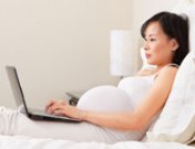 ¿Harta de hacer colas y de ir de pie en el metro? Cómprate una barriga de embarazada