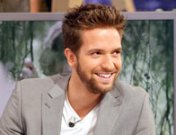 Los besos 'a fuego lento' de Pablo Alborán, ardiente en El Hormiguero