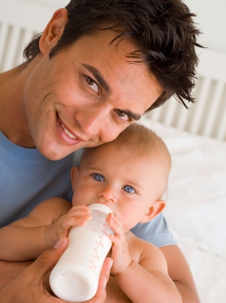 No más excusas: los padres también diferencian el llanto del bebé