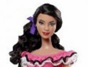 El pasaporte de la Barbie mexicana: una muñeca con polémica
