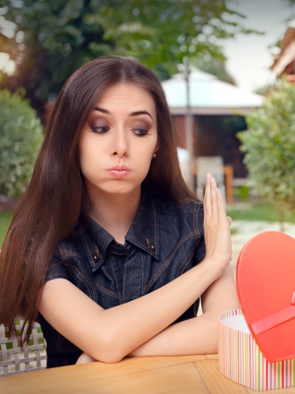 Hacer la cobra, el abrazo del koala y otras formas de rechazar a un hombre