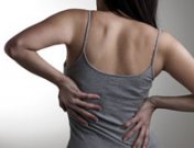 Dolor de espalda en el lado derecho: causas y cómo prevenirlo