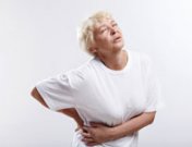 Dolor de espalda por la edad: problemas más comunes y su tratamiento