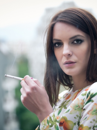 El efecto del alcohol, el tabaco y otras drogas sobre la salud de la espalda