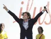 David Bisbal no actuará en público hasta 2014 por culpa de La Voz 2