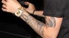 El brazo de Justin Bieber se llena de tatuajes: adicción a la tinta