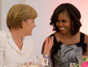Michelle Obama vs Angela Merkel: dos mujeres y un solo look femenino