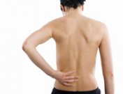 Tirón en la espalda: causas, prevención y remedio