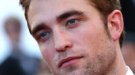 Robert Pattinson 'juega sucio' para estar en 50 sombras de Grey: ¡de fiesta con su autora!