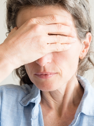 Mareos en la menopausia: causas y remedios