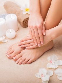 Cuida tus pies con una pedicura profesional