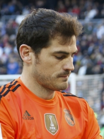 Iker Casillas, en calzoncillos. El novio de Sara Carbonero celebra la Copa desnudo