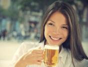 Dolor de cabeza al beber cerveza: ¿intolerancia al alcohol?